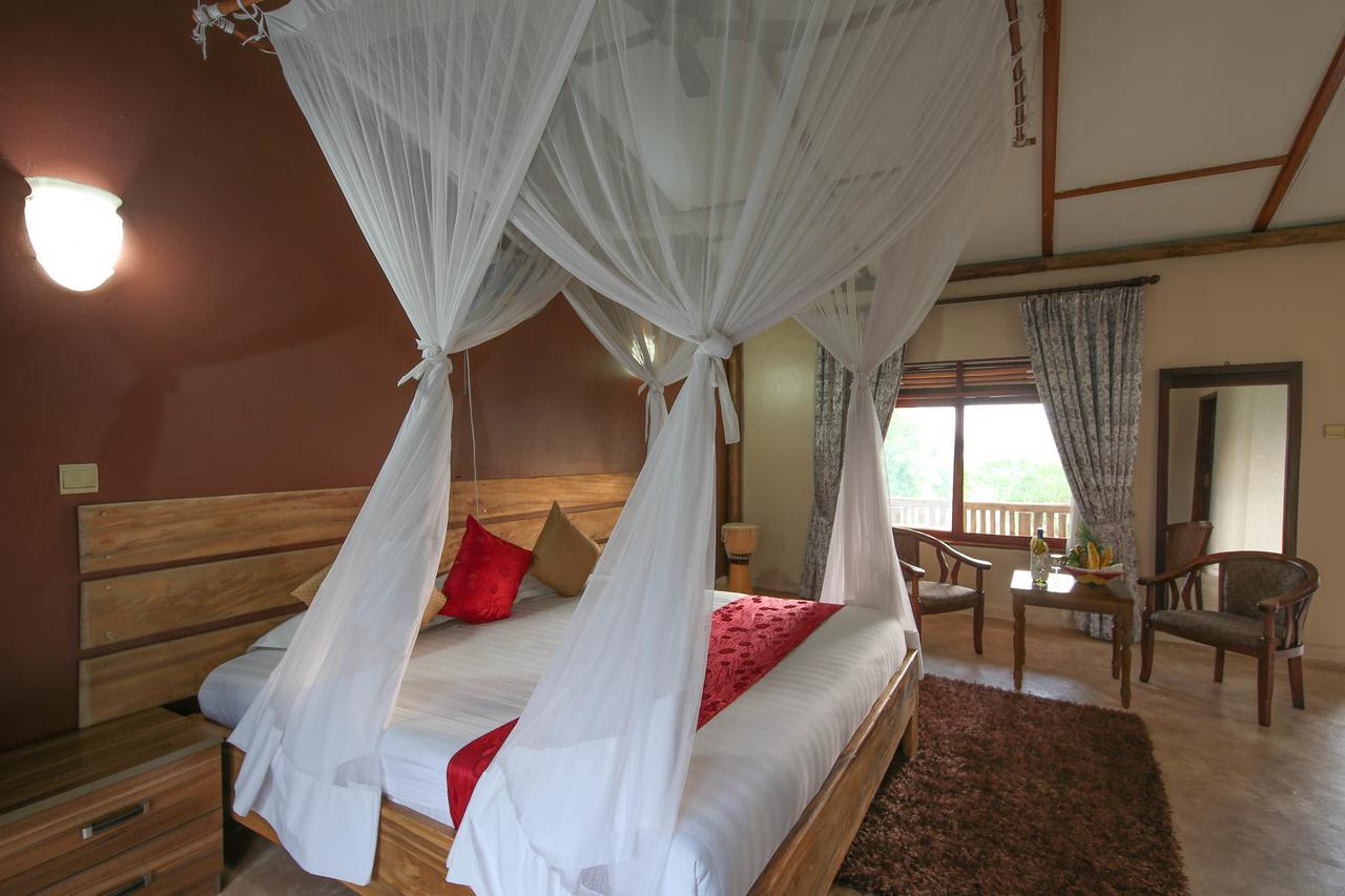 Pakuba Safari Lodge Nwoya Ngoại thất bức ảnh